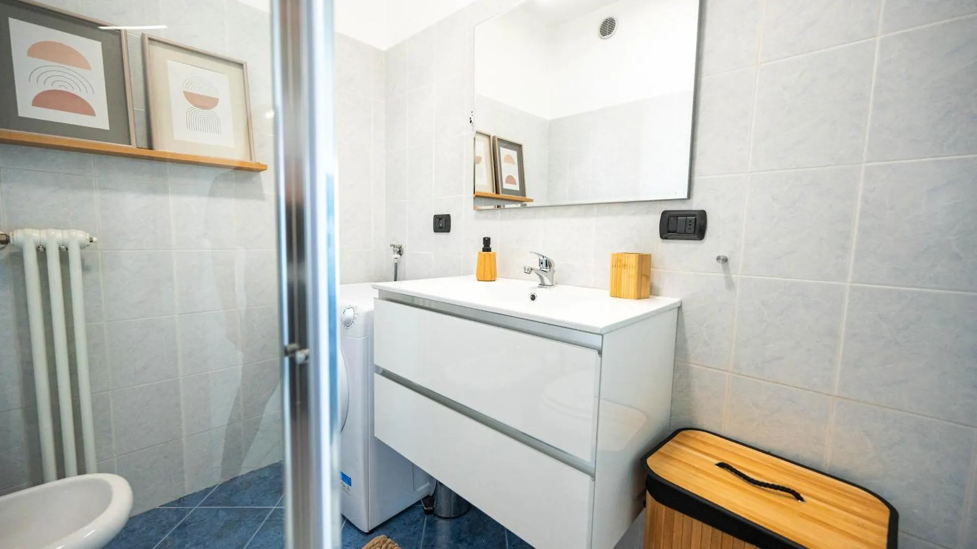 20Min Dal Duomo Luxury Flat And Free Parking Apartment Milan