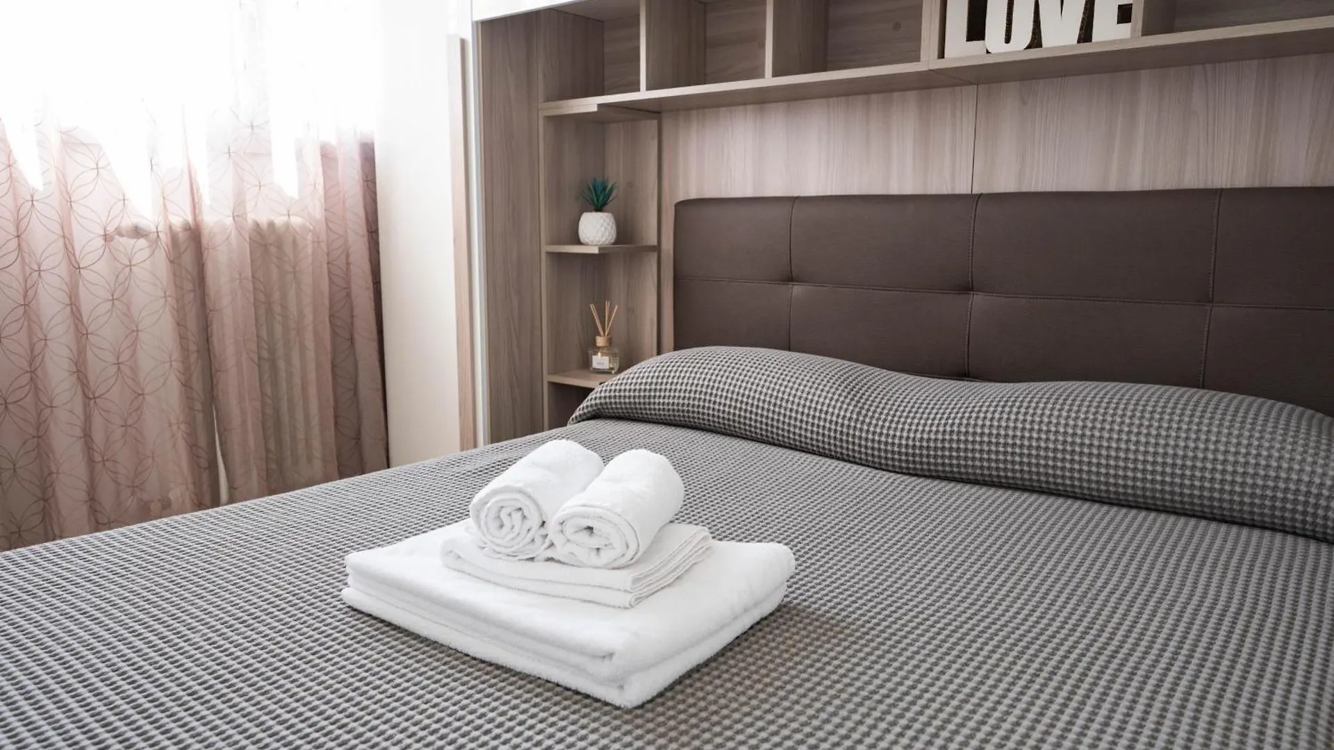 20Min Dal Duomo Luxury Flat And Free Parking Apartment Milan